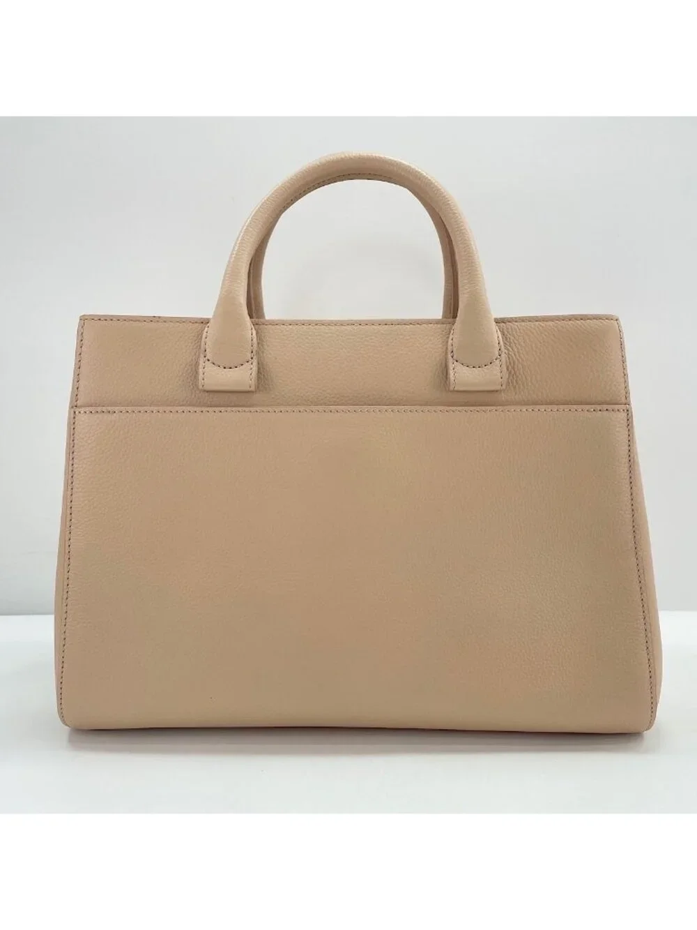 Chanel Handbag Executive Pink